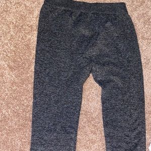 Super cute thick leggings never worn before
